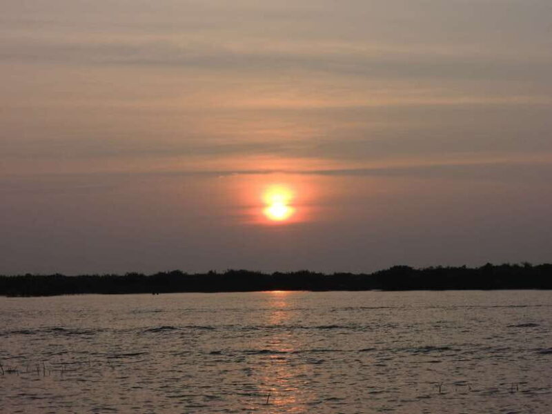 Phnom Penh to Siem Reap cruise/land tour (one way) - Key Points