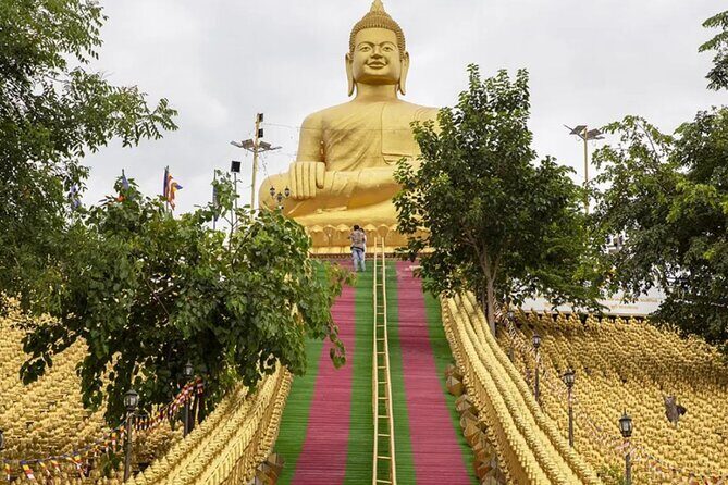 Phnom Tamoa Wildlife Rescue Center, Buddha Kiri Cambodia Day Tour - An Authentic Day in Phnom Penh: Wildlife, Spirituality, and History