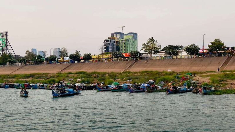 PhnomPenh: Explore Non Local Experience Life of City Tour - Who Should Consider This Tour?