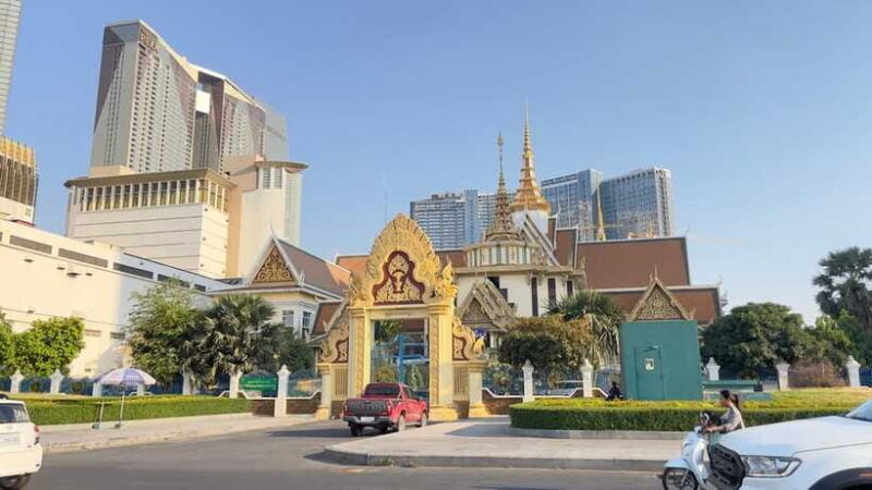 PhnomPenh: Explore Non Local Experience Life of City Tour - Frequently Asked Questions