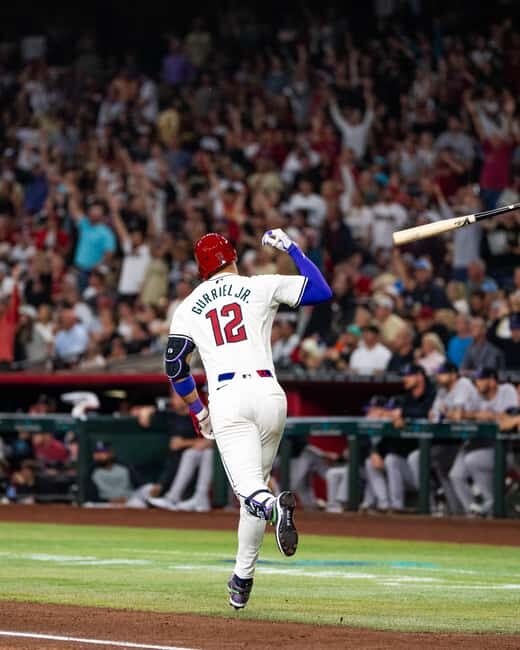 Phoenix: Arizona Diamondbacks Baseball Game at Chase Field - The Experience Breakdown