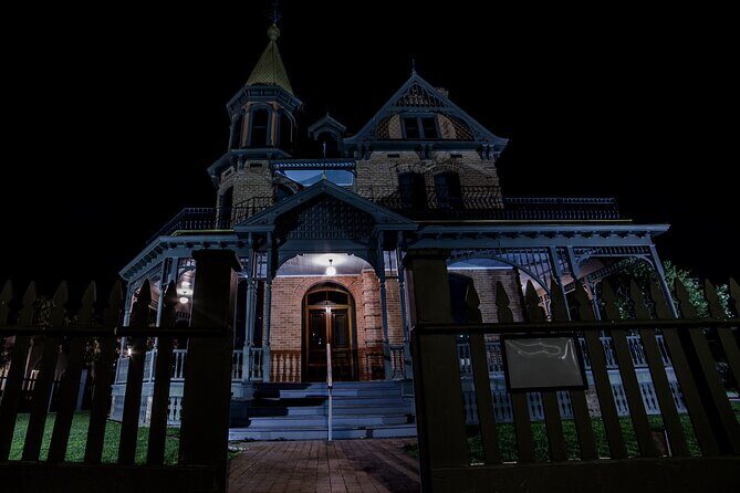 Phoenix Ghosts: Phantoms, Psychopaths, & Poltergeists Tour - A Closer Look at the Phoenix Ghosts Tour