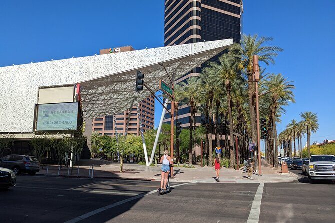 Phoenix Scavenger Hunt Walking Tour and Game - Key Points