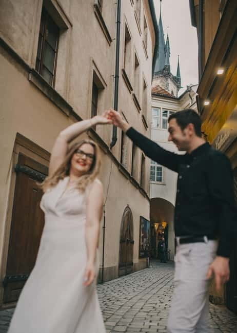 Photo Session in Prague:Shots with Iconic Landmarks - A Captivating Photo Session in Prague: Shots with Iconic Landmarks