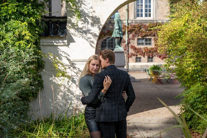 Photo Shoot in Copenhagen with a Personal Photographer - Exploring the Details of Your Copenhagen Photo Shoot
