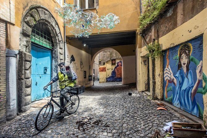 Photo Tour: Craft shops and hidden corners around Campo de Fiori - Who Will Love This Tour?