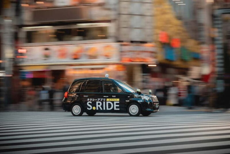 Photo Walk through SHINJUKU, TOKYO - Exploring Tokyo Through a Lens: A Photo Walk in Shinjuku