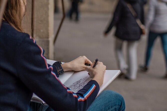 Photo Walking Tour in Barcelona Gothic Quarter - Frequently Asked Questions