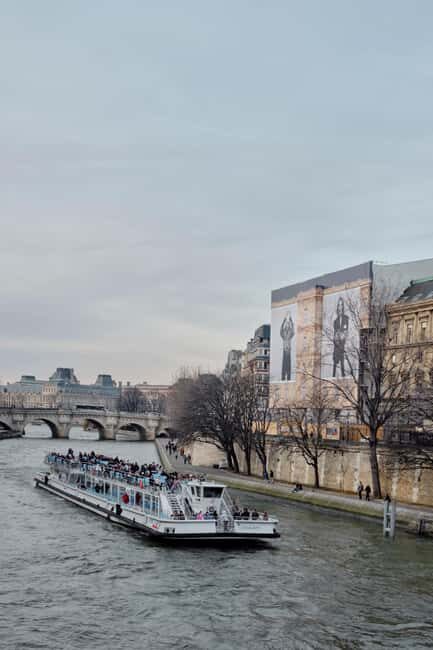 Photo Workshop in Paris sightseeing Notre Dame and Louvre - Who Should Consider This Tour?
