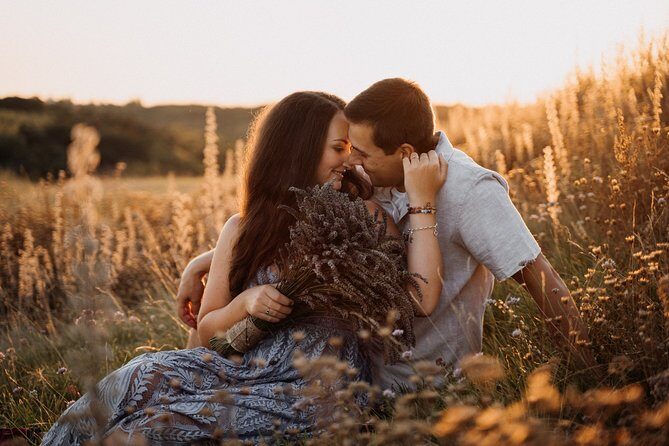 Photographer in Prague - Couple, engagement & portrait photoshoot - Key Points