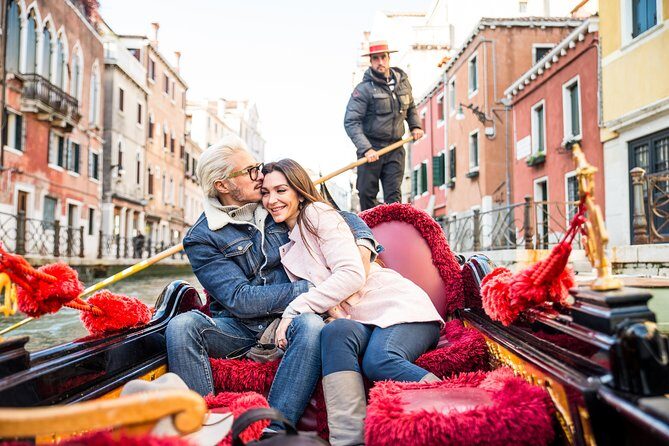 Photographer, Professional Photo shoot - Venice - Venice Photoshoot: An Authentic Capture of Your Trip
