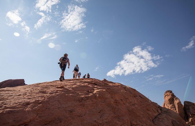 Photographer's Dream: Valley of Fire Hiking Tour - Key Points