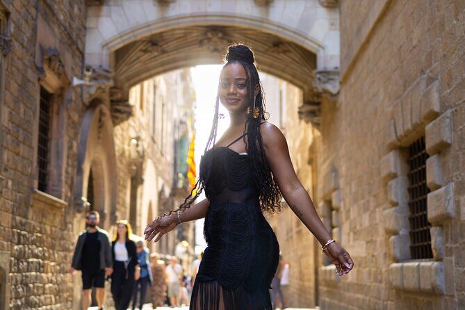Photography tour in Barcelona with a professional photographer - A Personal Touch to Travel Memories: Photography Tour in Barcelona