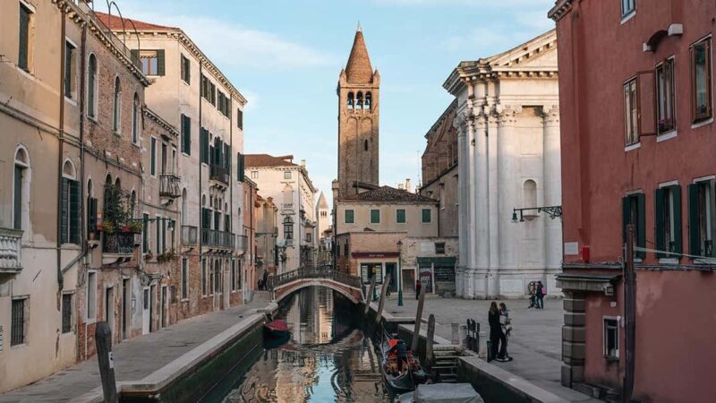 Photography Walk with your phone! Venice hidden gems - The Sum Up: Who Should Take This Tour?