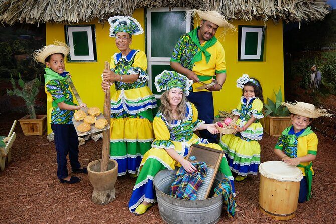 Photoshoot Activity with Traditional Curacao Attire - Key Points