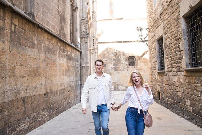 Photoshoot tour in Barcelona Secret Corners - A Deep Dive into the Barcelona Secret Corners Photography Tour