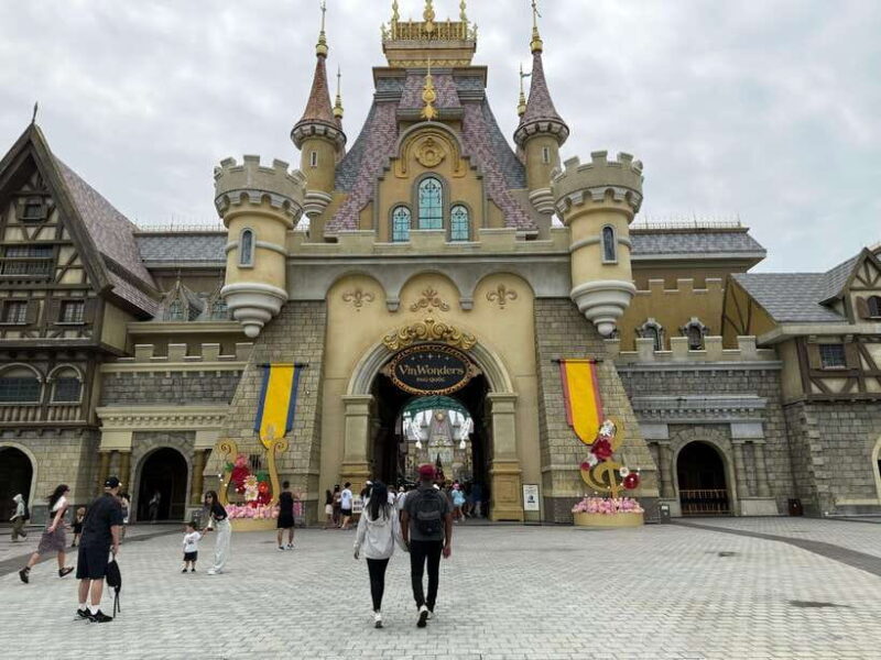 Phu Quoc VinWonders Theme Park And Safari Wildlife Tour - Who Should Consider This Tour?