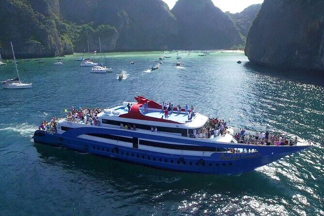 Phuket Airport : Transfer & Ferry ticket to Phi Phi Island - An Honest Look at the Transfer & Ferry Service from Phi Phi to Phuket