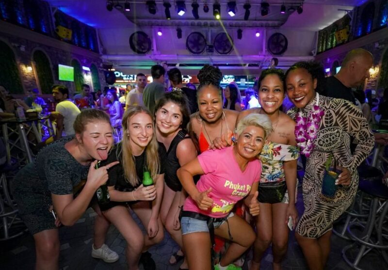 Phuket: Bar Crawl Tour - Key Points
