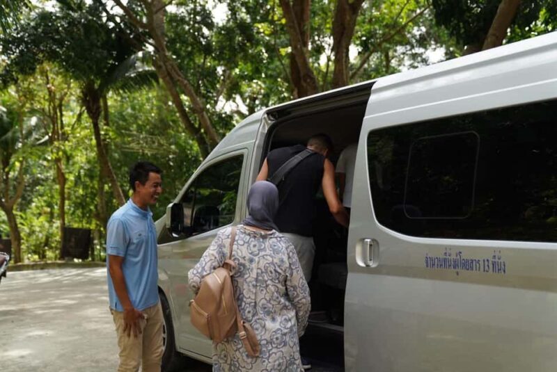 Phuket : Guided Tour to Elephant Sanctuary with Transfers - Key Points