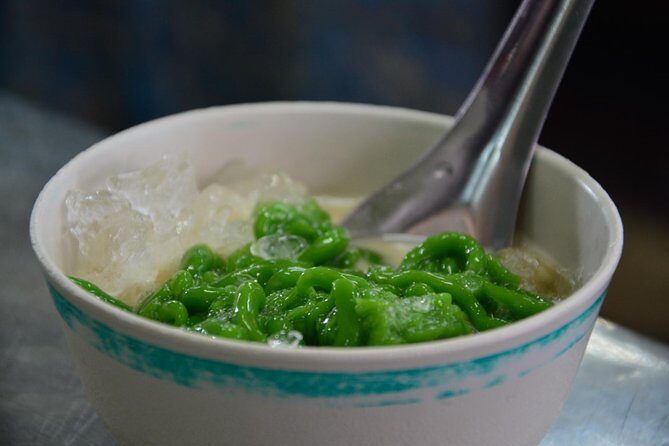 Phuket Night Food Tour & Old Town's Magical Lights - Who Is This Tour Best For?