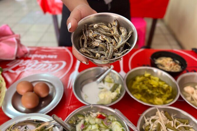 Phuket Old Town Food Tour with 10+ Locals' Favorites Tastings - Who Will Love This Tour?