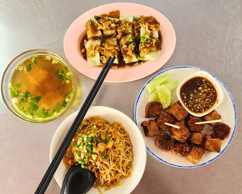 Phuket: Old Town Morning Street Art Walking Tour with Lunch - Final Thoughts