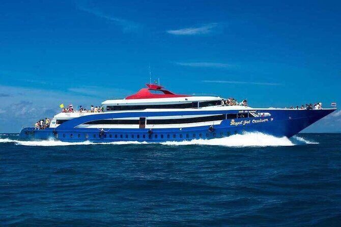 PhuketPhi Phi Transport Service (Ferry/Speedboat) - An In-Depth Look at the Phuket to Phi Phi Ferry Experience