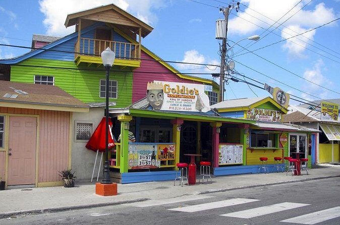 Pick up & Drop off Transfer From Anywhere in Nassau to Arawak Cay - FAQ