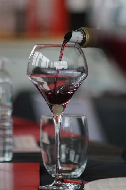 Picnic at the Château Palais Cardinal - A Perfect Blend of Wine, History, and Food at Château Palais Cardinal