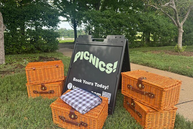 Picnic for 2-3 in Forest Park: 3-4 Restaurants in Every Basket! - FAQs