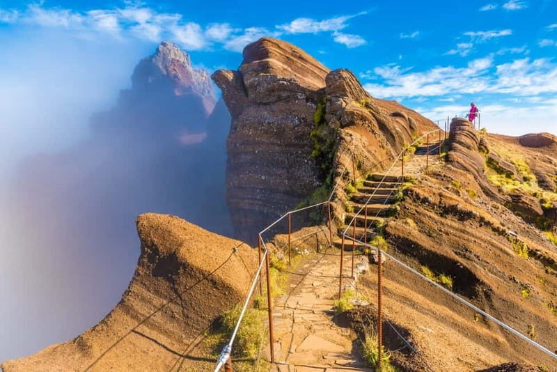Pico Areeiro to Pico Ruivo Madeira Island Walk - The Itinerary in Detail