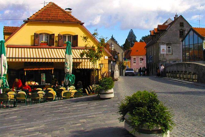 Picturesque Samobor & Samobor Castle Half-day Tour - Who Should Book This Tour?