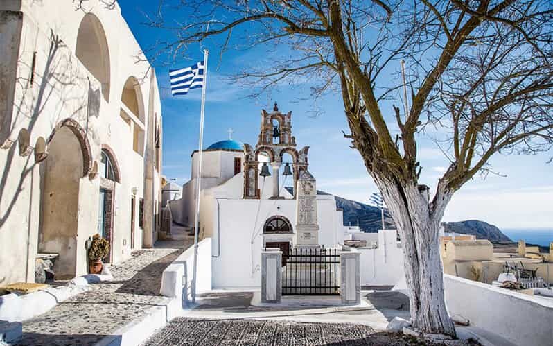 Picturesque Santorini, tradition and culture_Tour in Spanish - A Closer Look at the Santorini Cultural Tour