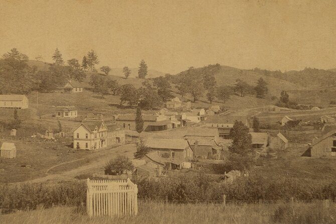 Pies & Pickaxes: A Historic Walking Tour of Julian, CA - What We Appreciated and Considerations