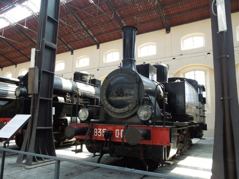 Pietrarsa Railway Museum Guided Tour & Transfer - Analyzing the Value