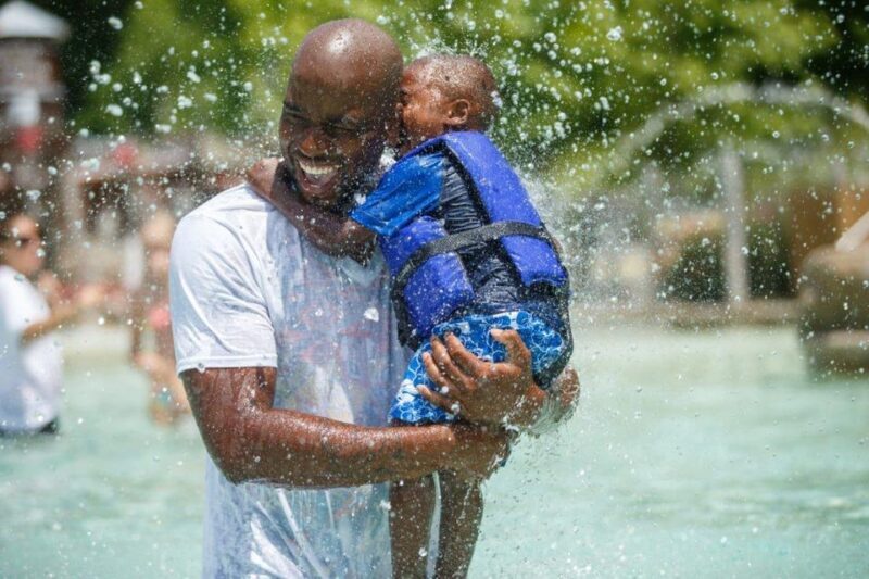 Pigeon Forge: Dollywood's Splash Country Entry Ticket - Facilities and Amenities