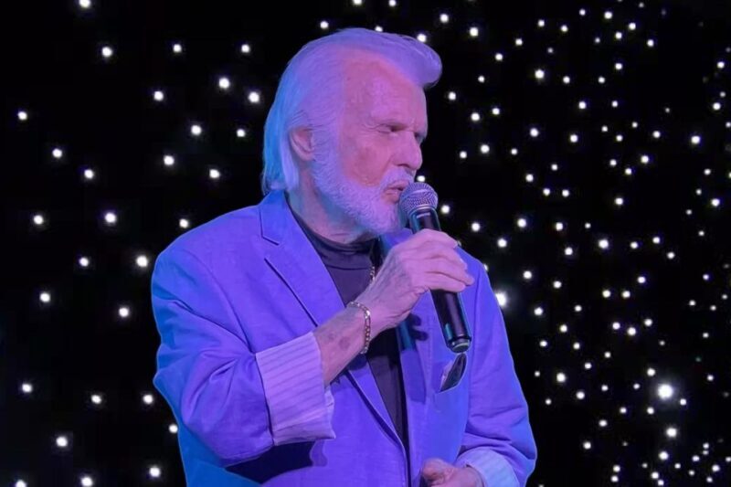 Pigion Forge: Elvis and Johnny Cash Tribute Show Ticket - Key Points