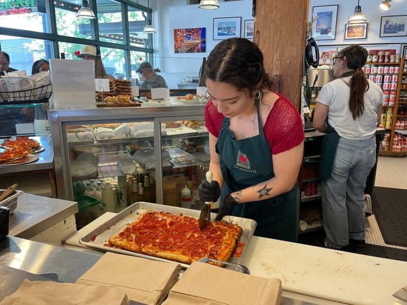 Pike Place Market: Meet the Market - Food and Fun Tour - A Detailed Look at the Pike Place Market: Meet the Market - Food and Fun Tour