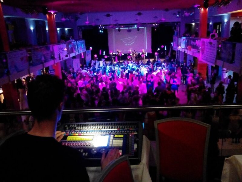 Pilsen: Pub and Club Crawl - An In-Depth Look at Pilsen: Pub and Club Crawl