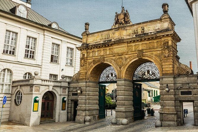 Pilsner Urquell brewery Private day trip, Pilsen City and Chateau tour + Lunch - Frequently Asked Questions
