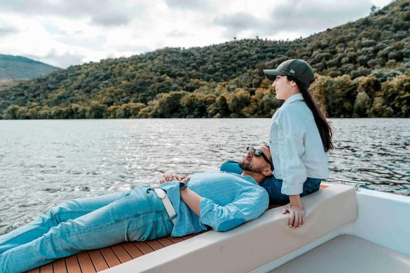 Pinhão: Private Electric Boat Tour 2h| Wine Tasting Included - Why Choose This Tour?