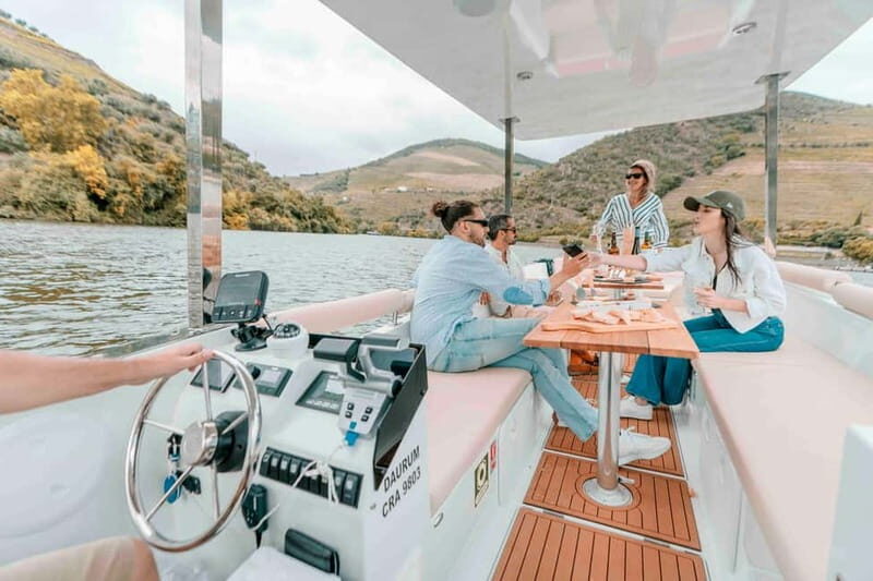 Pinhão: Private Electric Boat Tour 2h| Wine Tasting Included - Who Is This Tour Ideal For?