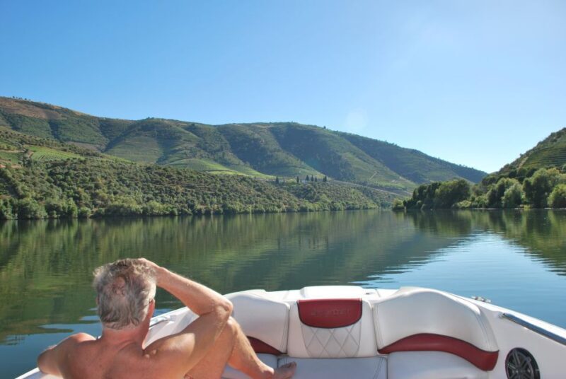 Pinhão: River Douro Speedboat Tour with Water Sports - Key Points