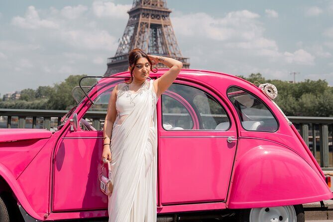 Pink 2CV Private Fashion Tour in Paris - A closer look at the Pink 2CV Private Fashion Tour
