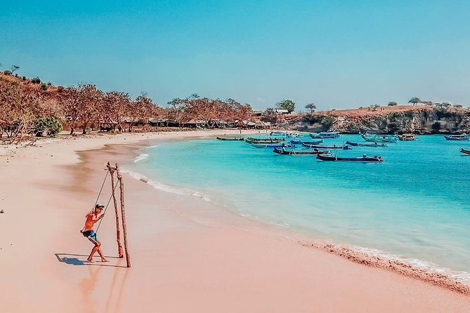 Pink Beach and Southeast Gili Islands Private Tour  Full Day - Exploring the Pink Beaches and Southeast Gili Islands: A Balanced Look at This Full-Day Experience