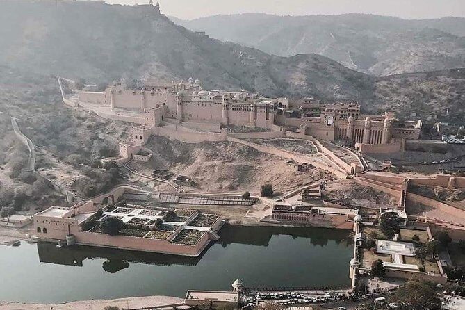 Pink City Private 2 day TukTuk Tour with Free Pickup. - FAQ