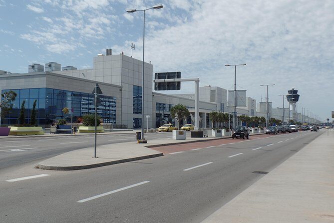 Piraeus port/ hotels to Athens airport Private transfer - Key Points