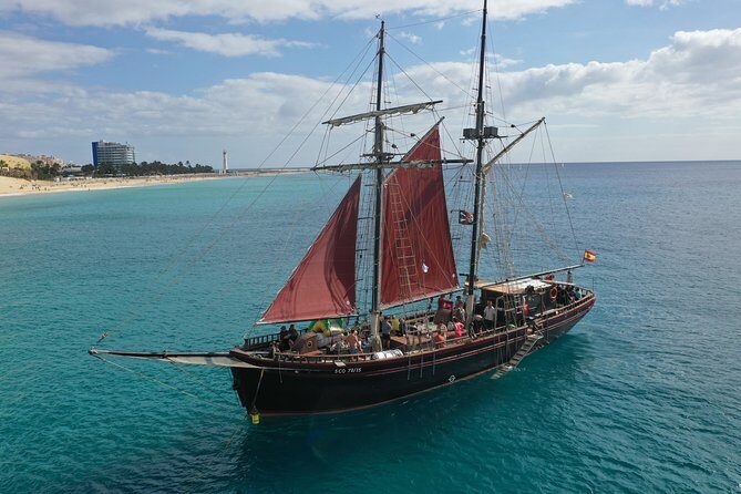 Pirate Adventure Boat Tour with Lunch in Fuerteventura - A Closer Look at the Pirate Adventure Boat Tour in Fuerteventura
