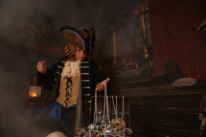 Pirate Costume Photo Shoot - Key Points